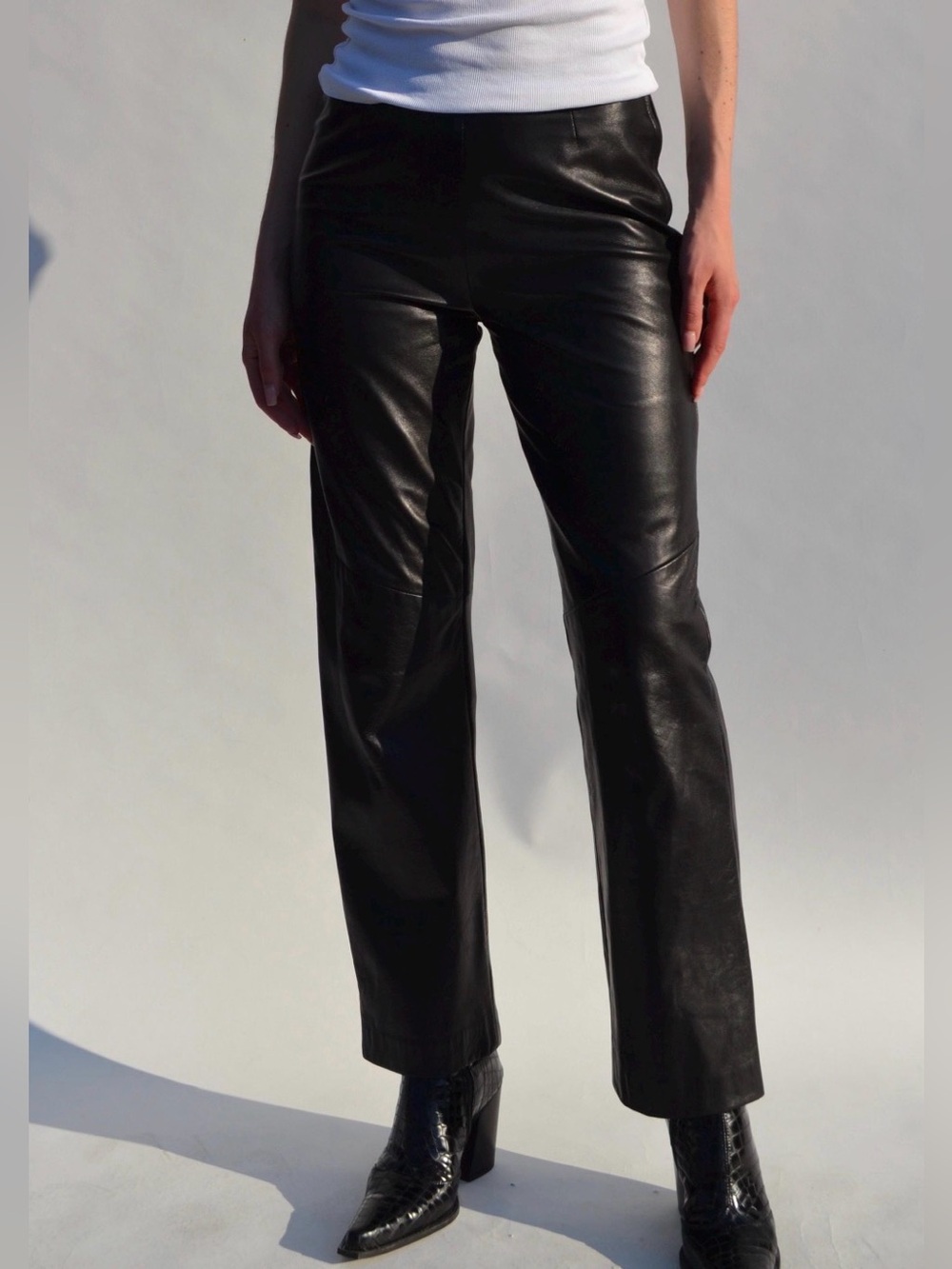 Danier Black Buttery Soft Genuine Leather Side Zip Pants Size 10